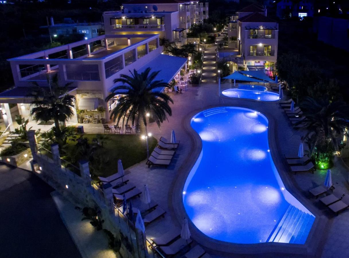 Isida Hotel Agia Marina Exterior photo