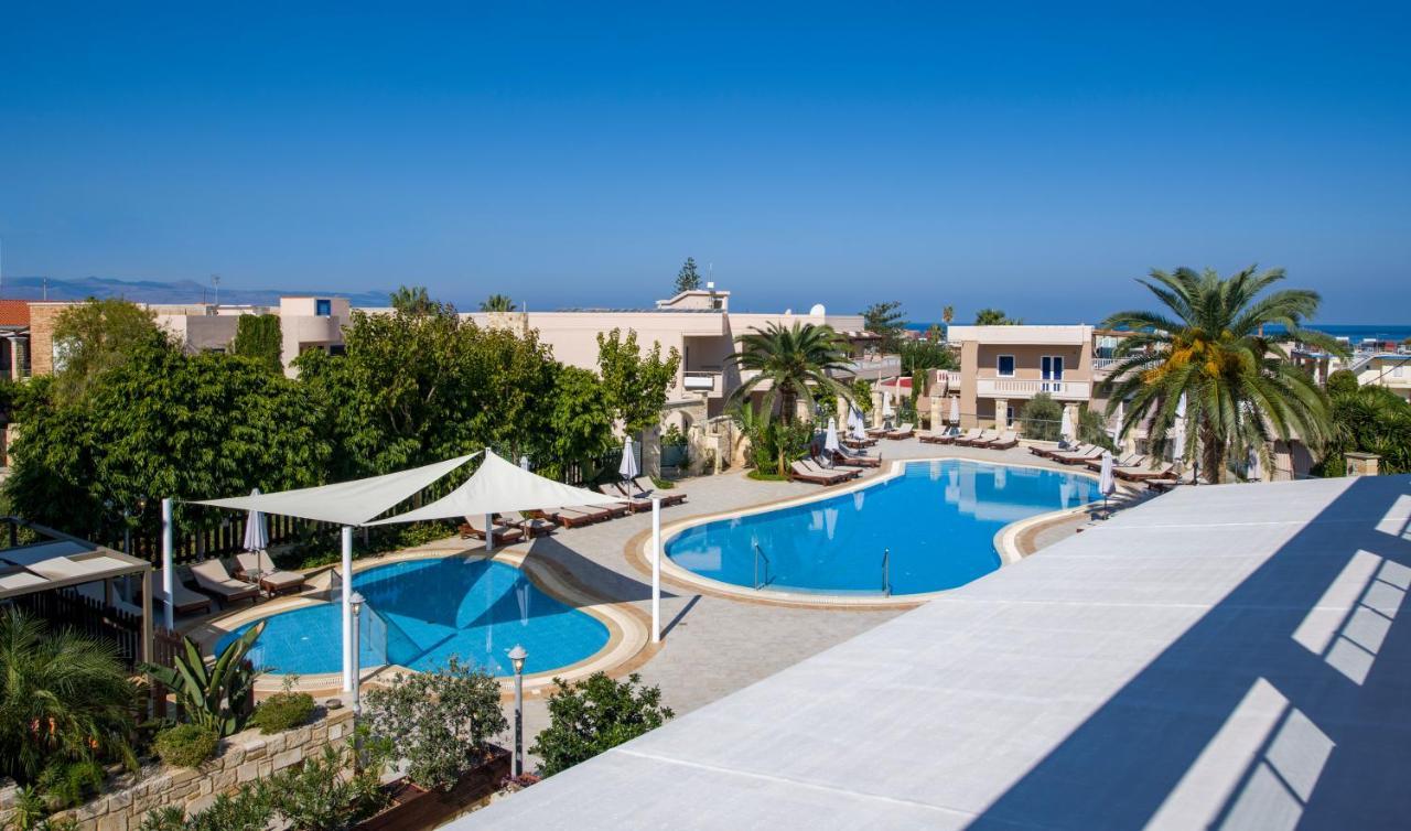 Isida Hotel Agia Marina Exterior photo